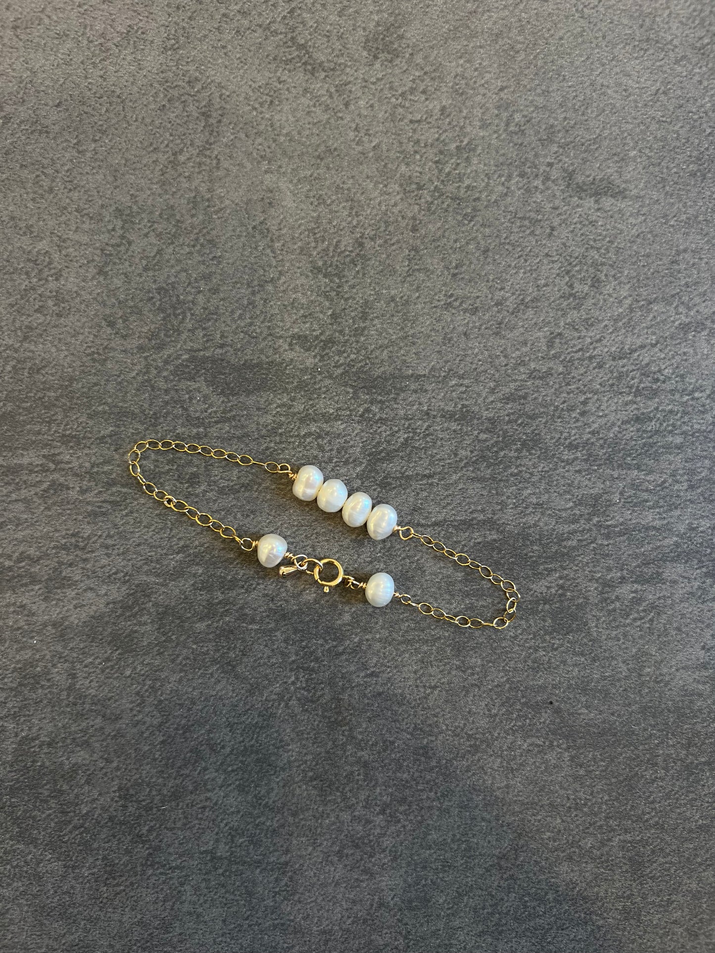White Pearl Bracelet