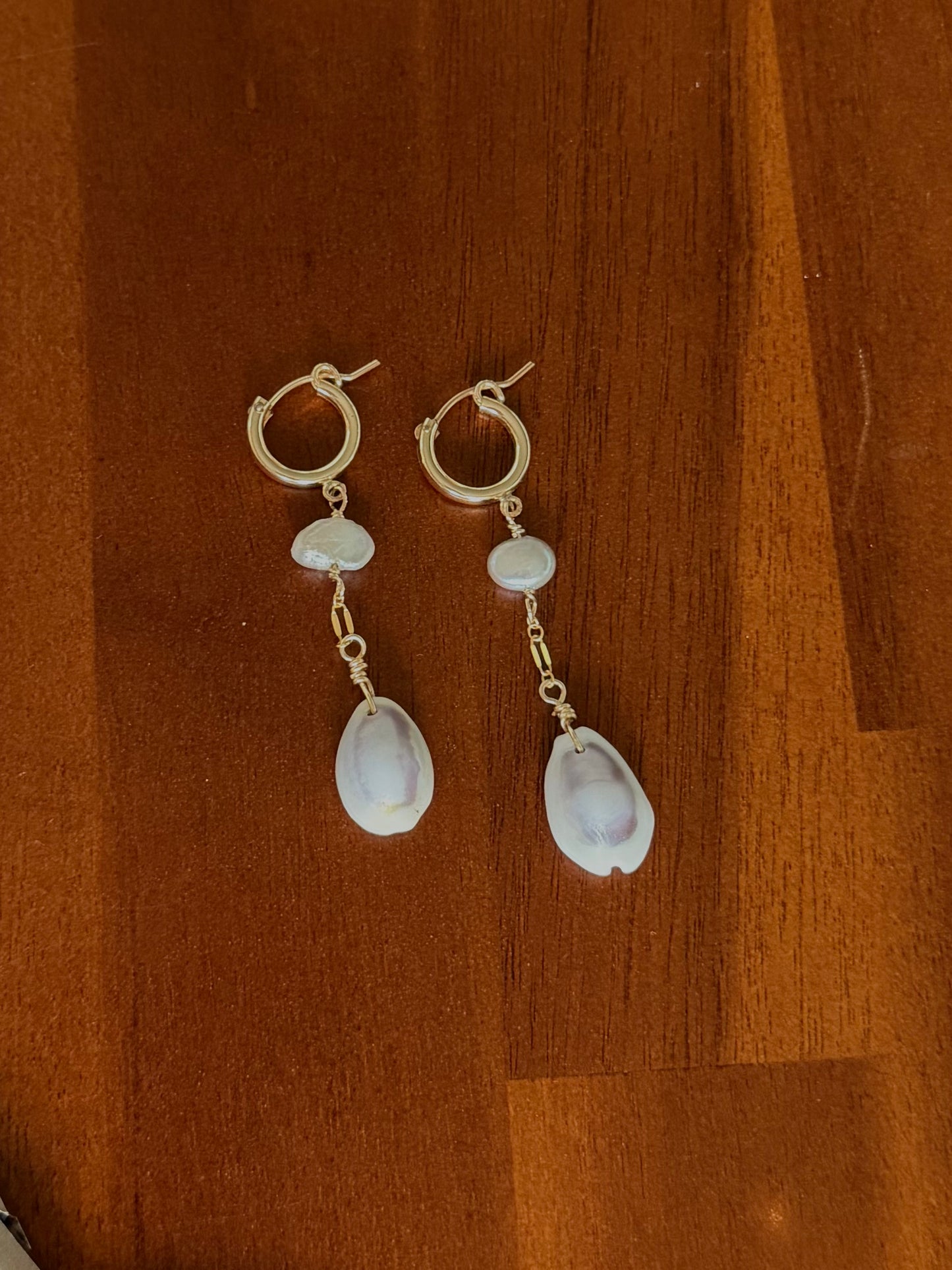 Money cowrie tahitian hoops