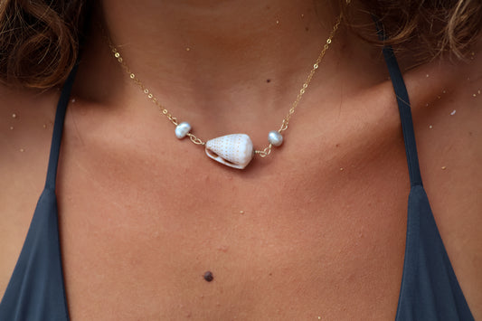 Horizontal Abbreviated Cone Necklace